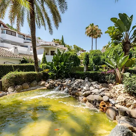 Golden Elviria Апартаменты Марбелья