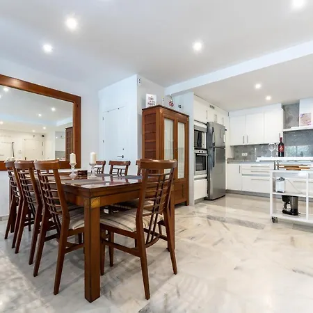 Golden Elviria מארבלה