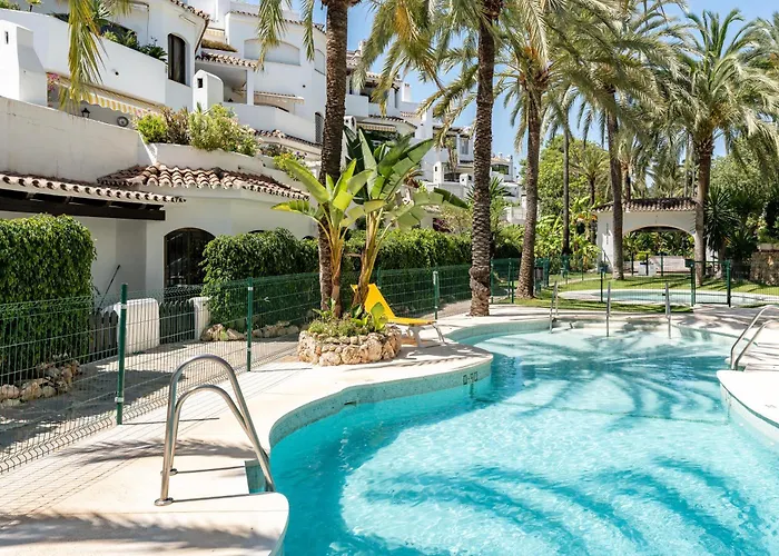 Golden Elviria Апартаменты Марбелья
